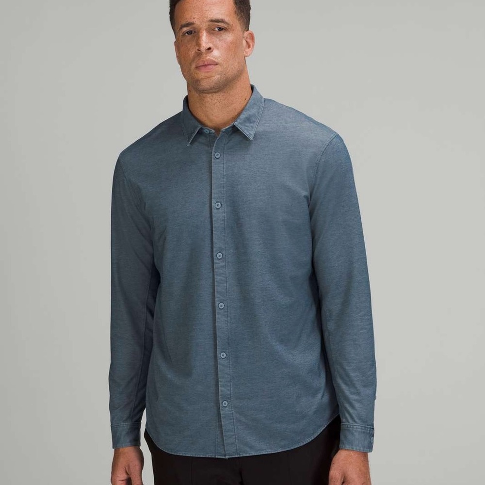 Lululemon Mens Commission Long Sleeve Button Up Shirt Style# M3DJOS